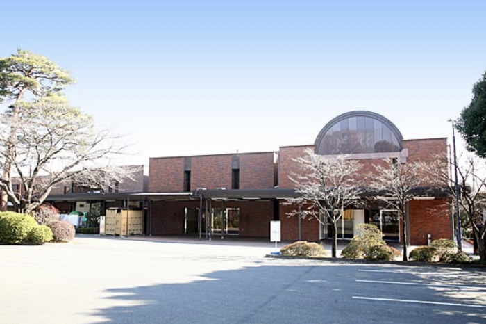 多磨葬祭場（日華斎場）